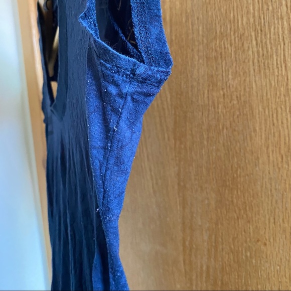 BCBGMAXAZRIA • Patterned Burnout Scoop Neck Tee - Size XS - Picture 15 of 16